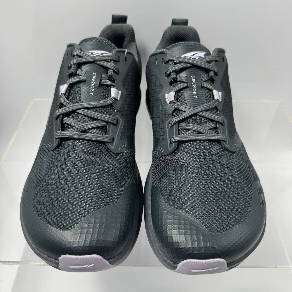 Brand New Altra Superior 7 Black AL0A85Q8000 Trail Women's Size 8.5 SAMPLE